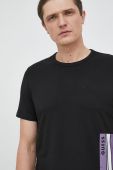 Футболка Guess чоловічий колір чорний з принтом (2941212)