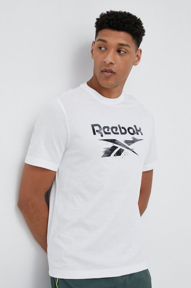 Бавовняна футболка Reebok колір білий візерунок