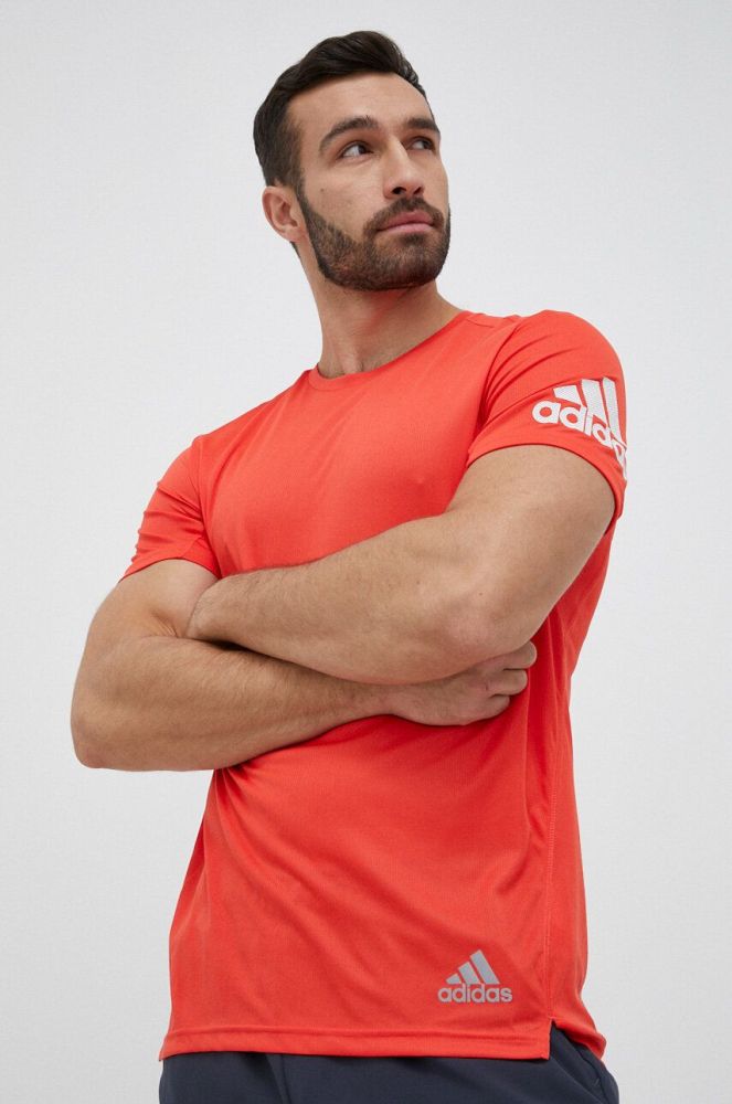 Бігова футболка adidas Performance Run It колір червоний з принтом