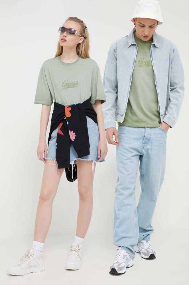 Бавовняна футболка Guess Originals колір зелений з аплікацією