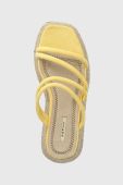 Шльопанці Answear Lab жіночі колір жовтий на платформі