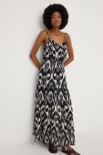 Сукня Answear Lab колір чорний maxi розкльошена (3289361)
