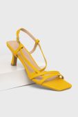 Сандалі Answear Lab колір жовтий