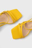 Сандалі Answear Lab колір жовтий