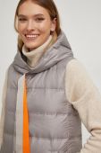 Пухова безрукавка Answear Lab жіночий колір бежевий перехідний (3630818)