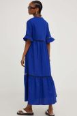 Бавовняна сукня Answear Lab midi розкльошена колір блакитний (3331206)