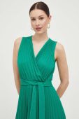 Сукня Nissa колір зелений midi розкльошена