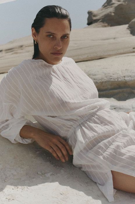 Бавовняна сукня MUUV. Aje колір білий mini пряма